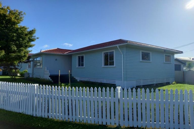 Photo of property in 4 Lydford Place, Spotswood, New Plymouth, 4310