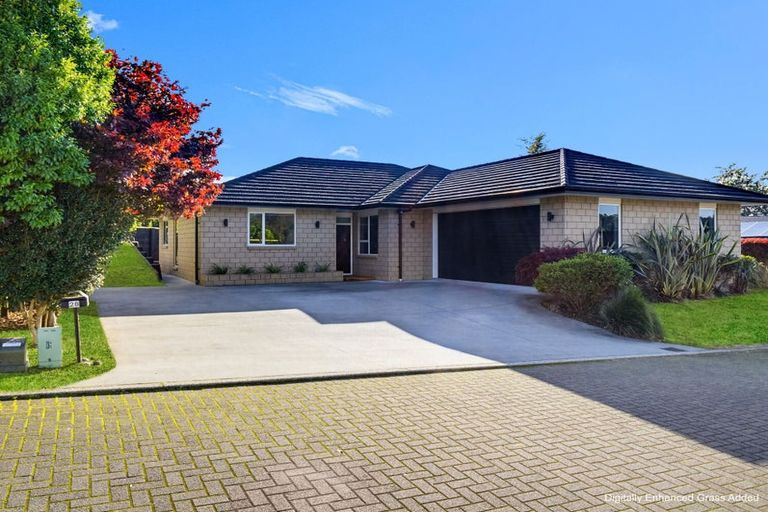 Photo of property in 28 Baxendale Drive, Matipo Heights, Rotorua, 3015