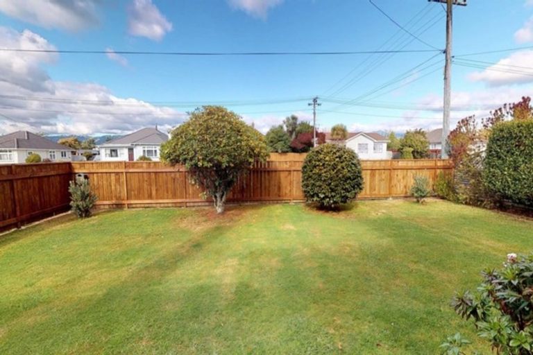Photo of property in 25 George Street, Levin, 5510