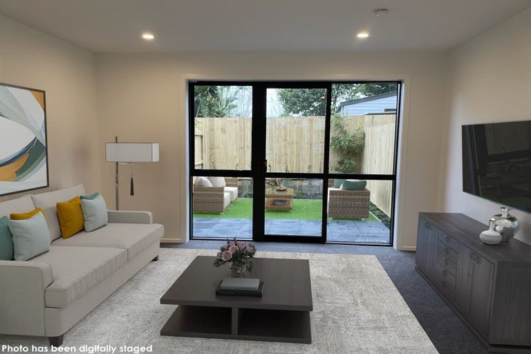 Photo of property in 7/63 Taikata Road, Te Atatu Peninsula, Auckland, 0610