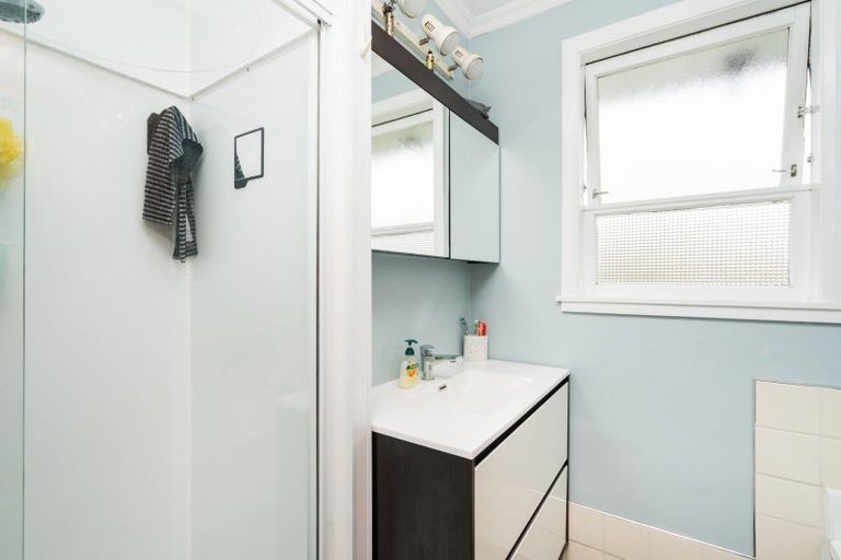 Photo of property in 87 Sutherland Crescent, Westbrook, Palmerston North, 4412