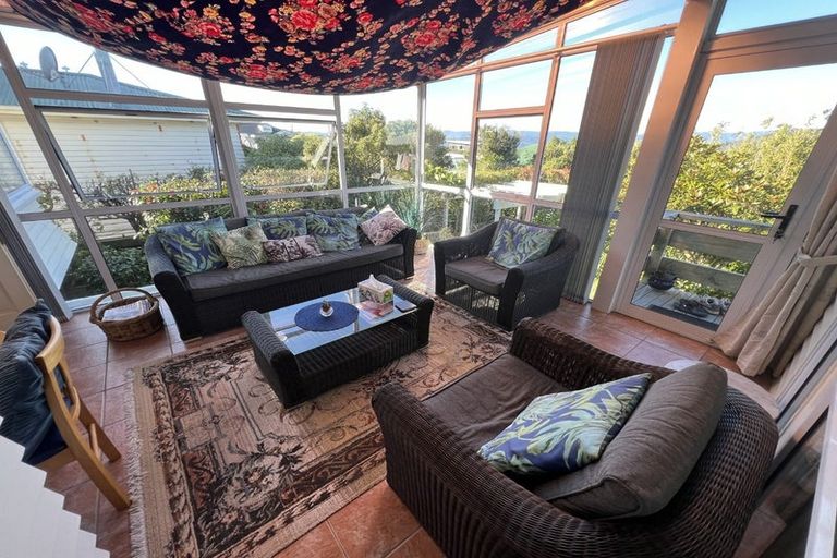 Photo of property in 8 Raumati Terrace, Khandallah, Wellington, 6035