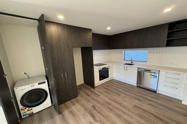 Photo of property in 2/2a Puna Street, Riccarton, Christchurch, 8041