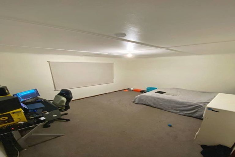 Photo of property in 2/72b Ira Street, Miramar, Wellington, 6022