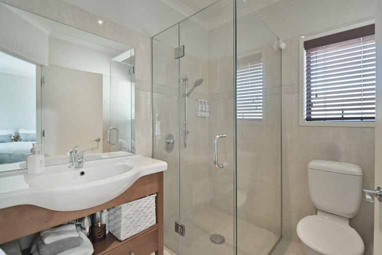 Photo of property in 37 Fairview Place, Havelock North, 4130