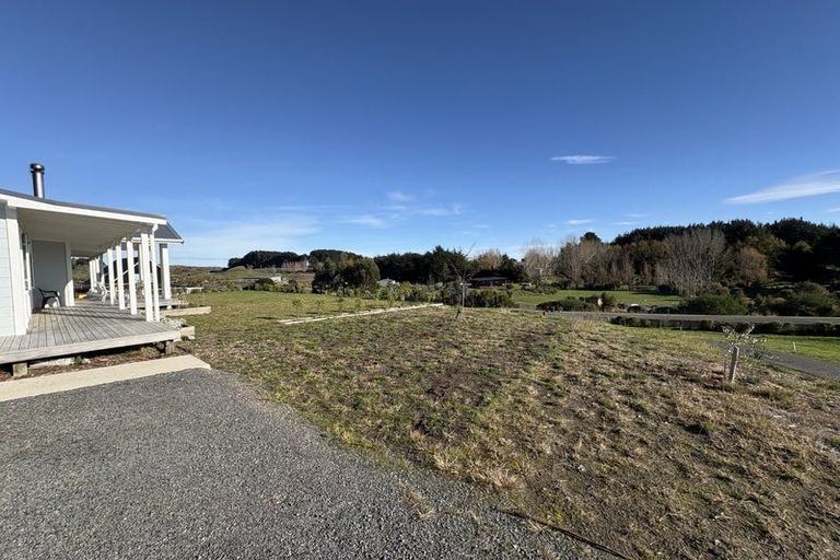 Photo of property in 21 Kristin Place, Manakau, Levin, 5573
