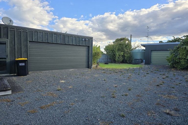 Photo of property in 1251 East Coast Road, Whakatiwai, Miranda, 2473
