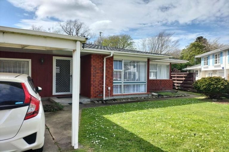 Photo of property in 9 Just Place, West End, Palmerston North, 4410