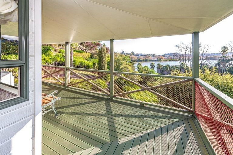 Photo of property in 3 Georgetti Road, Bastia Hill, Whanganui, 4500