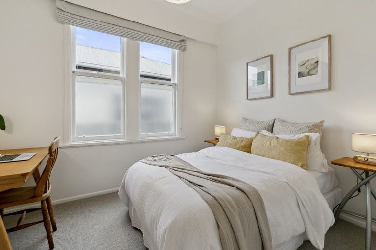 Photo of property in 47 Eden Street, Island Bay, Wellington, 6023