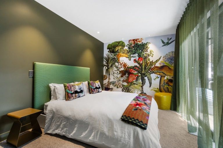 Photo of property in 9 Little Alpha Loop, Wanaka, 9305
