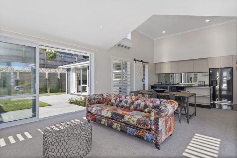 Photo of property in 231 Lakes Boulevard, Pyes Pa, Tauranga, 3112