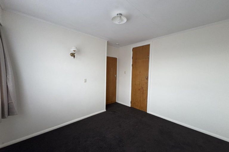 Photo of property in 8 Sandleigh Road, Hamilton Lake, Hamilton, 3204