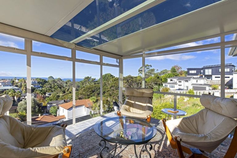 Photo of property in 493 East Coast Road, Murrays Bay, Auckland, 0630