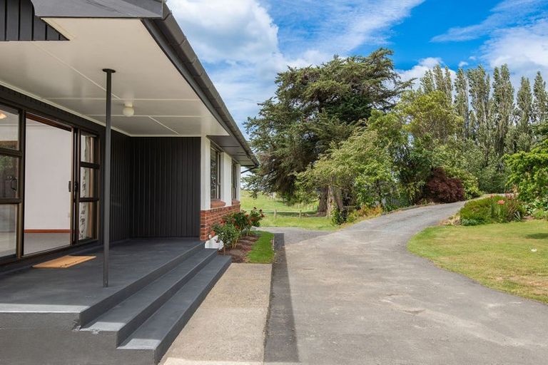 Photo of property in 806 Outram-mosgiel Road, Riverside, Outram, 9073