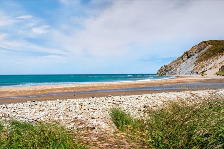 Photo of property in 453 Whangaehu Road, Porangahau, 4293