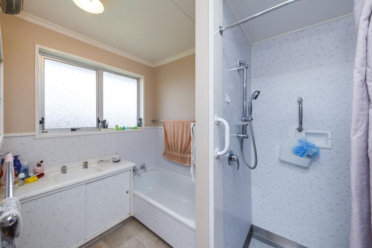 Photo of property in 2a Shelton Place, Feilding, 4702