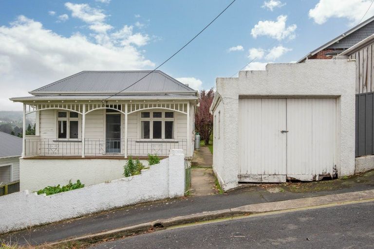 Photo of property in 72 Havelock Street, Kenmure, Dunedin, 9011