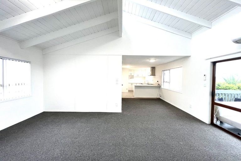 Photo of property in 4/46 Seabrook Avenue, New Lynn, Auckland, 0600