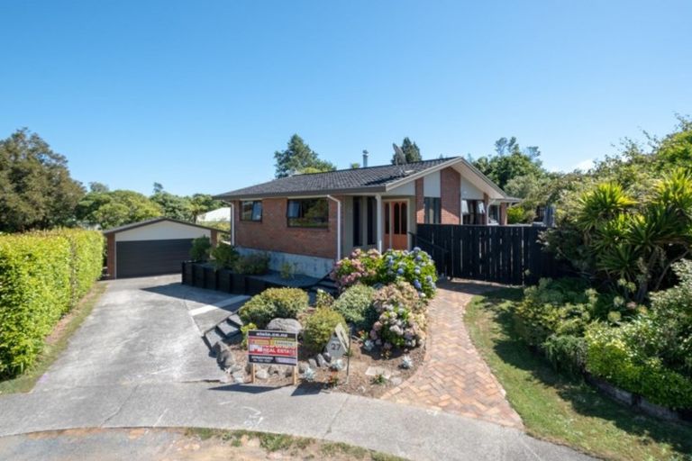 Photo of property in 27 Margaret Street, Stratford, 4332