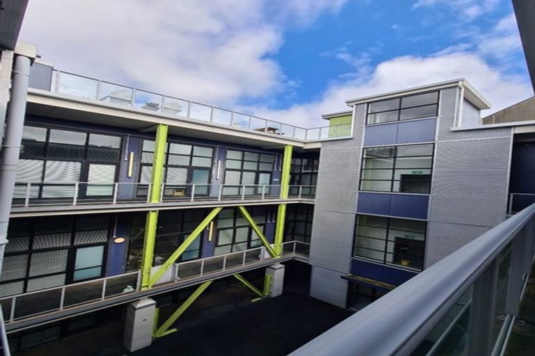Photo of property in Urbane Apartments, 46/29 Webb Street, Mount Cook, Wellington, 6011