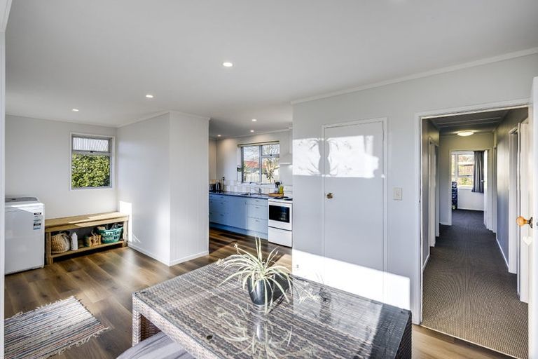 Photo of property in 8 Lyttelton Crescent, Tamatea, Napier, 4112