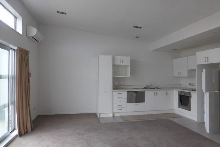 Photo of property in 5/502 Hereford Street, Linwood, Christchurch, 8011