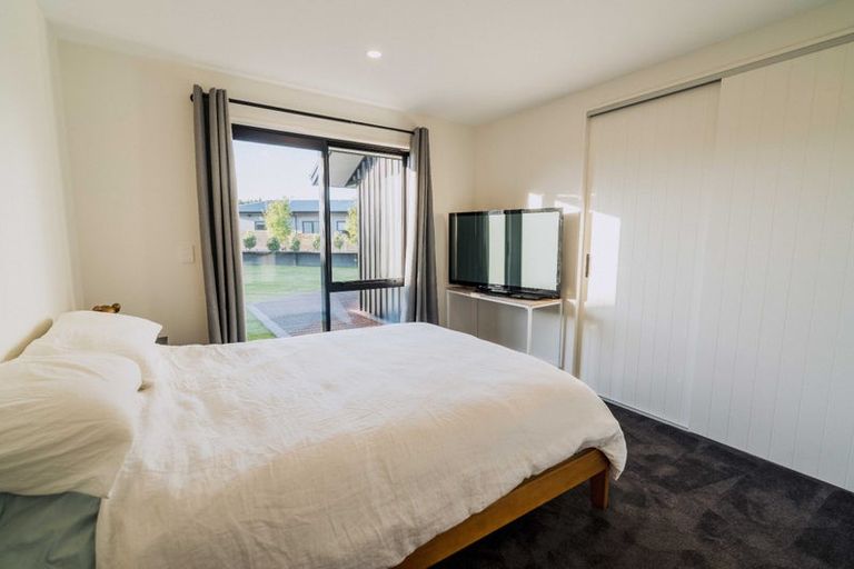 Photo of property in 5 Tahi Street, Albert Town, Wanaka, 9305