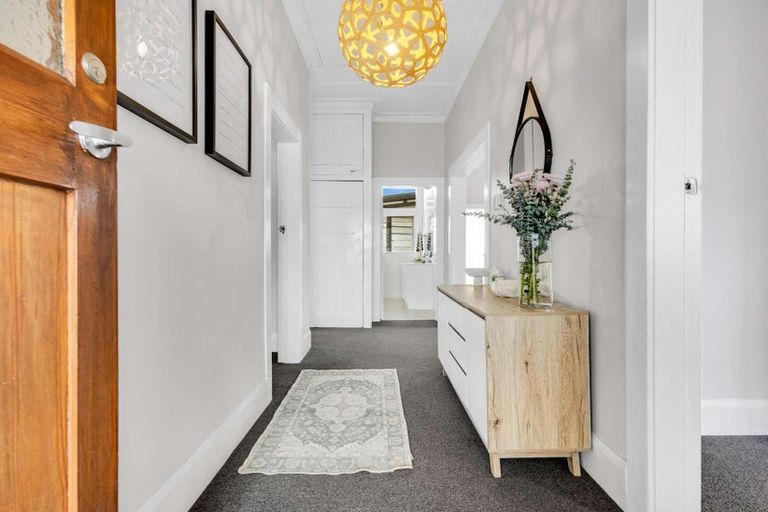 Photo of property in 800 Victoria Street, Parkvale, Hastings, 4122