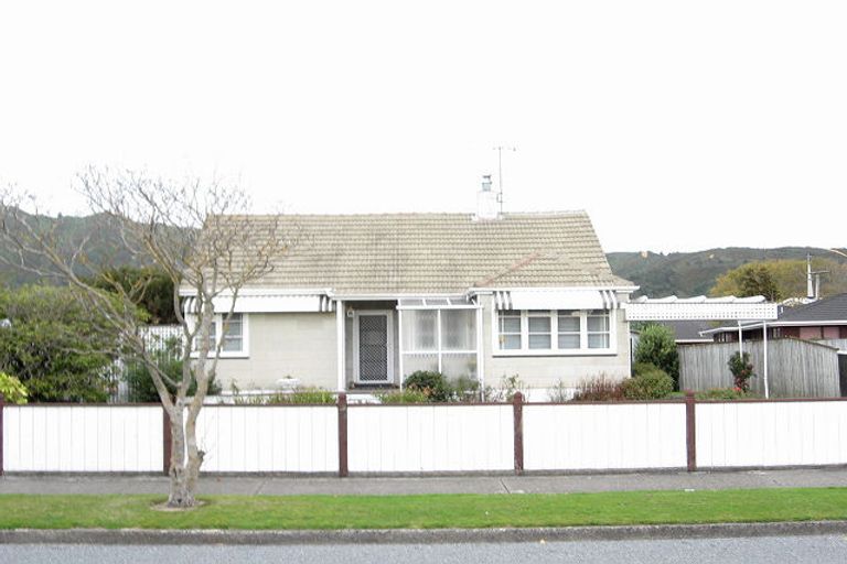 Photo of property in 10 Hewer Crescent, Naenae, Lower Hutt, 5011