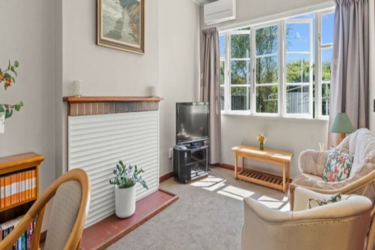 Photo of property in 122 Essex Street, Masterton, 5810