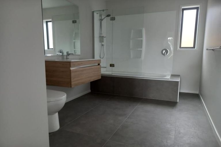 Photo of property in 2 Fox Street, Okato, 4335