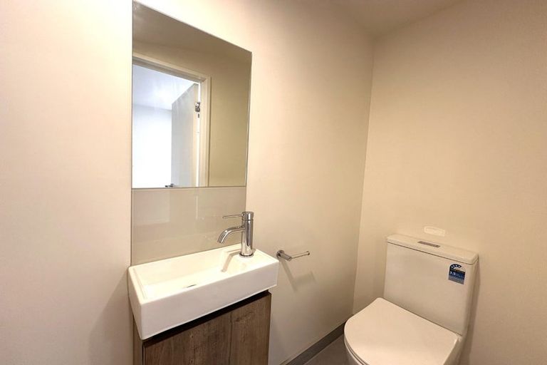 Photo of property in 11 Jabuka Street, Glen Eden, Auckland, 0602