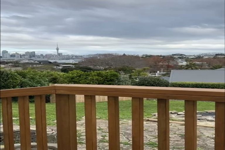 Photo of property in 26 Waimana Avenue, Northcote Point, Auckland, 0627