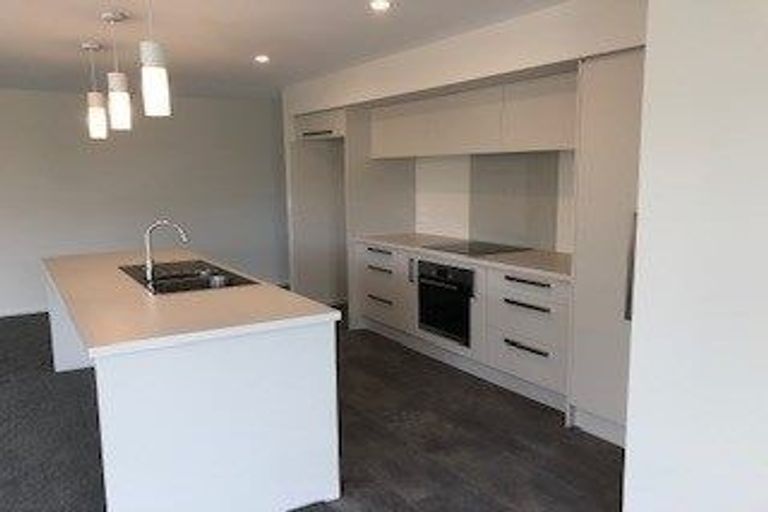 Photo of property in 8 Hamlett Drive, Woodend, 7610