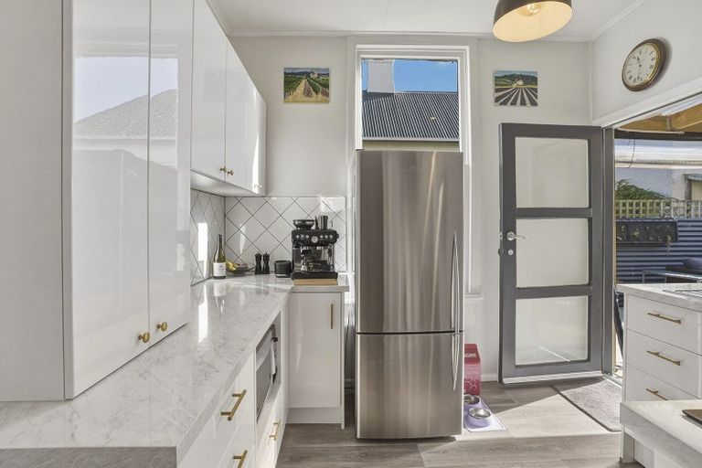 Photo of property in 37 Prince Albert Road, Saint Kilda, Dunedin, 9012