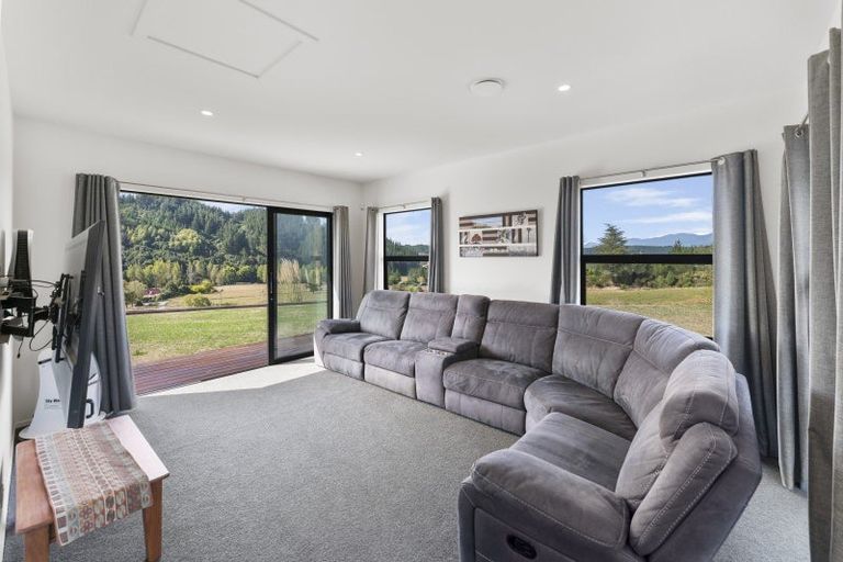 Photo of property in 191 Pigeon Valley South, Pigeon Valley, Wakefield, 7096