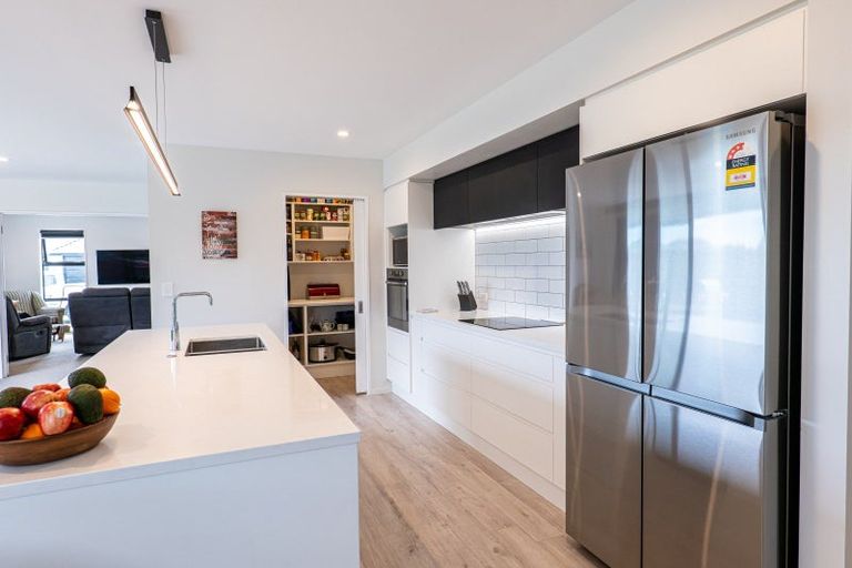 Photo of property in 5 Crest Place, Rolleston, 7615