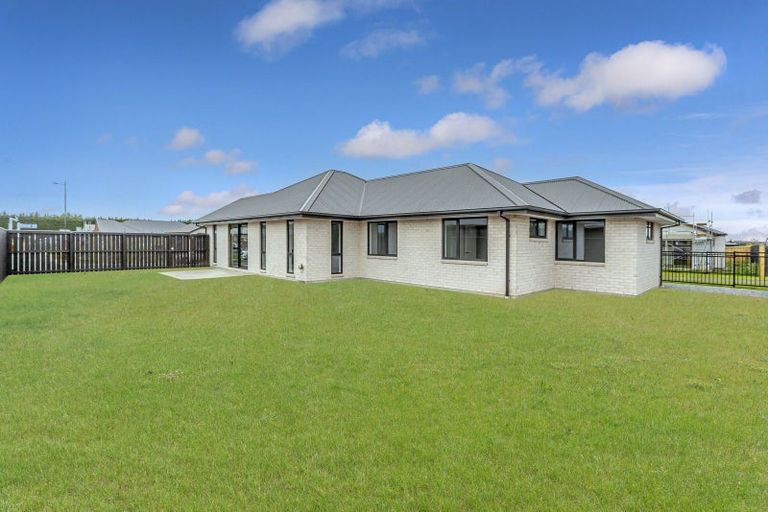 Photo of property in 13 Radar Drive, Rolleston, 7615