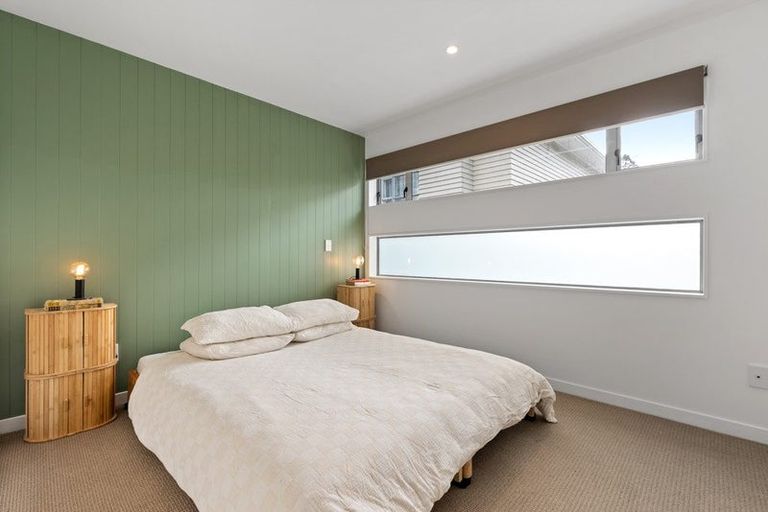 Photo of property in 9 Tiketike Way, Brooklyn, Wellington, 6021