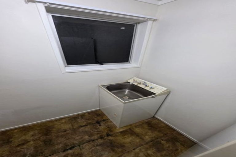 Photo of property in 30b Estuary Road, Weymouth, Auckland, 2103