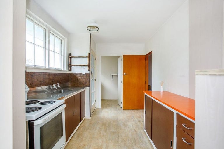 Photo of property in 10 Clydesdale Street, Woolston, Christchurch, 8062