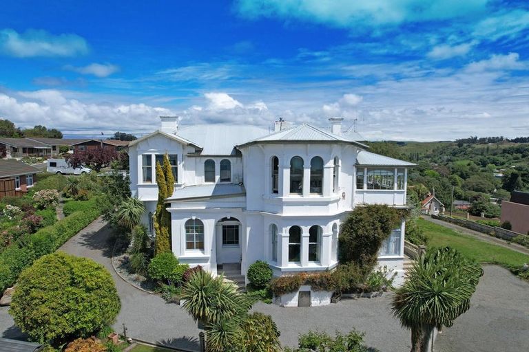 Photo of property in 1 Greta Street, South Hill, Oamaru, 9400