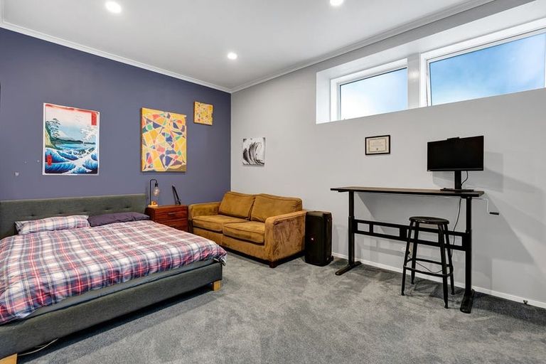 Photo of property in 223 Powderham Street, New Plymouth, 4310