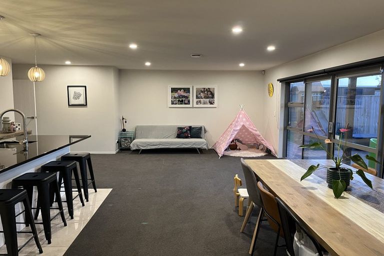 Photo of property in 17 Story Street, Foxton Beach, Foxton, 4815
