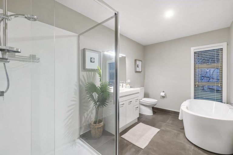 Photo of property in 127 Kennedy Road, Pyes Pa, Tauranga, 3112