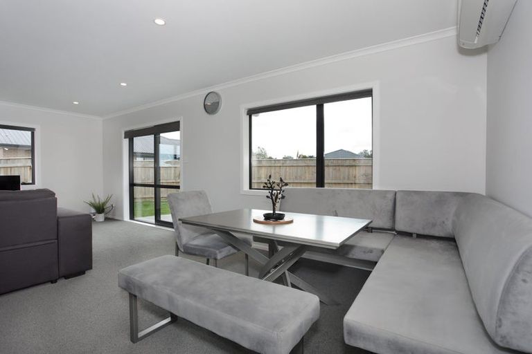 Photo of property in 17 Oldfield Lane, Marton, 4710