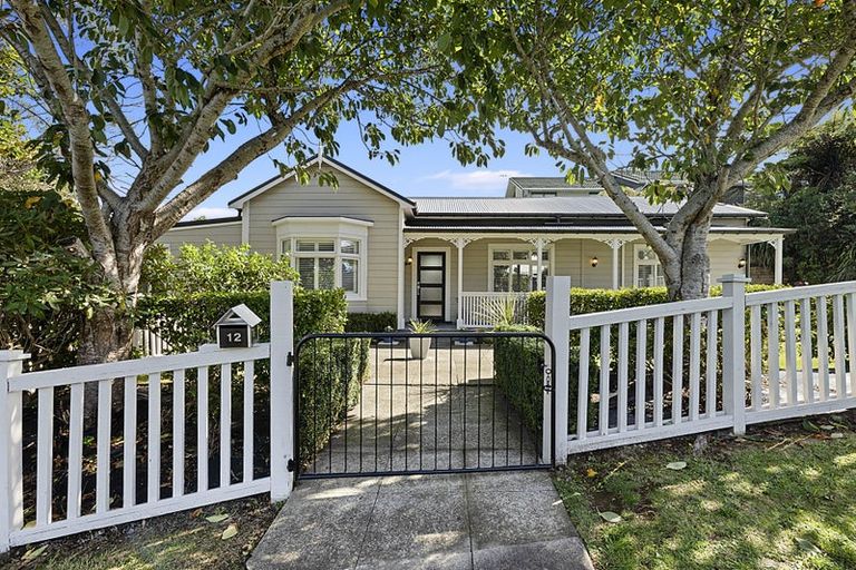 Photo of property in 12 Rossiter Crescent, Lynmouth, New Plymouth, 4310