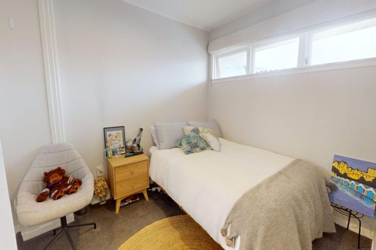 Photo of property in 12/4f Claremont Grove, Mount Victoria, Wellington, 6011
