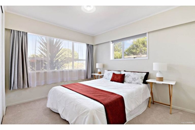 Photo of property in 1/105 Florence Avenue, Orewa, 0931